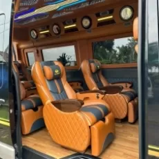 Lý do xe Limousine được nhiều người lựa chọn khi du lịch